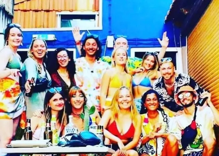 Хостел The Paintshop *