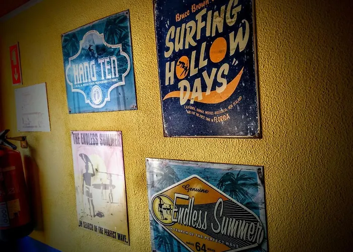 Хостел The Paintshop Фигейра-да-Фош