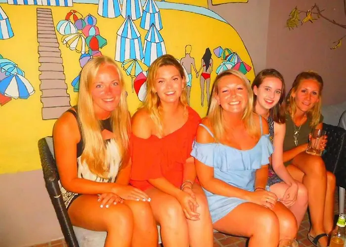 The Paintshop Фигейра-да-Фош